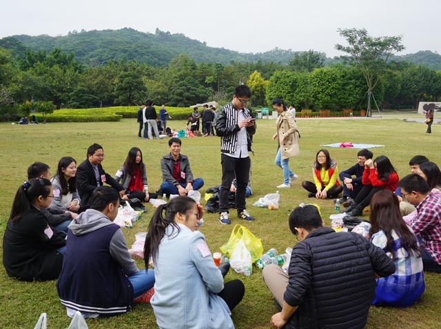 集體游玩 集體游玩